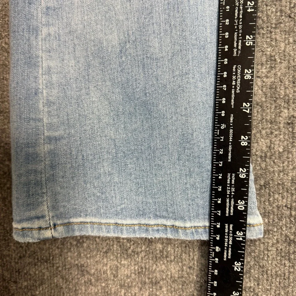 Levis Jeans Womens 10 Blue Light Wash Classic Bootcut Distressed Stretch 32x31
